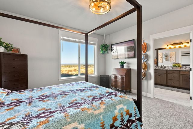 16384 SW Grandview Road, Powell Butte, OR 97753