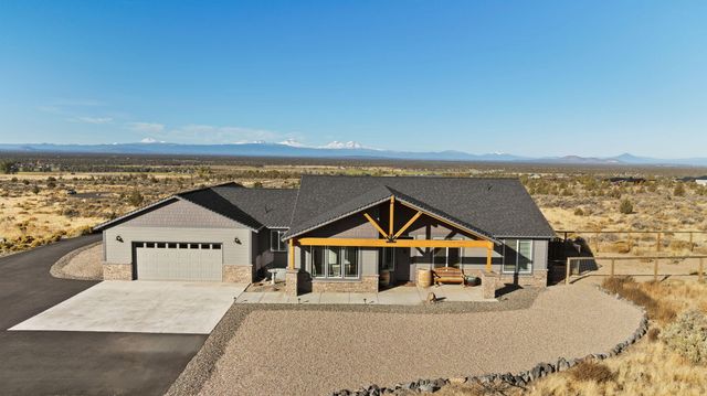 16384 SW Grandview Road, Powell Butte, OR 97753