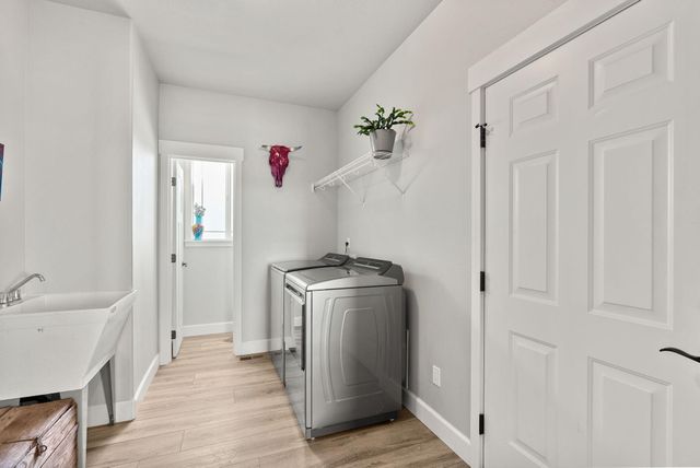 16384 SW Grandview Road, Powell Butte, OR 97753