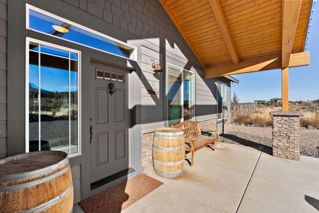 16384 SW Grandview Road, Powell Butte, OR 97753