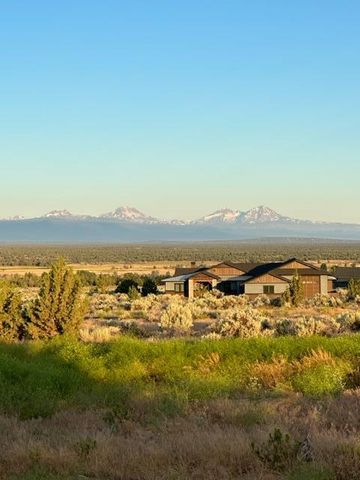 16384 SW Grandview Road, Powell Butte, OR 97753