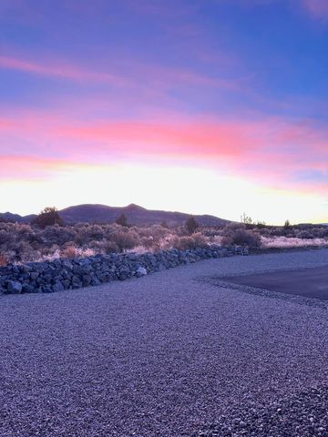 16384 SW Grandview Road, Powell Butte, OR 97753