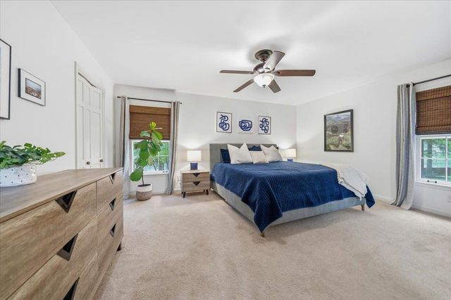 2137 WOODSIDE DR, Germantown, TN 38138