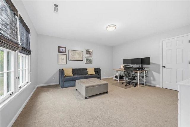 2137 WOODSIDE DR, Germantown, TN 38138