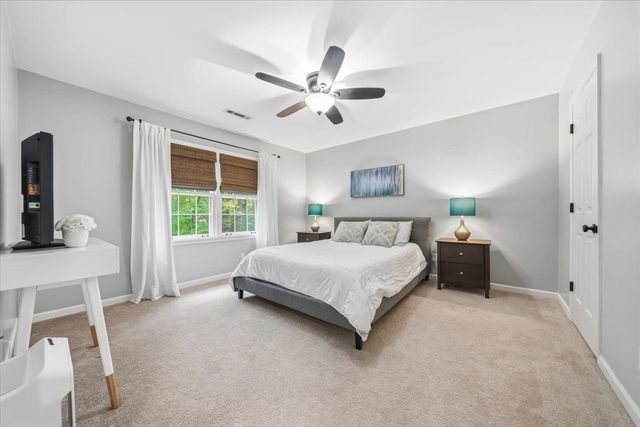 2137 WOODSIDE DR, Germantown, TN 38138