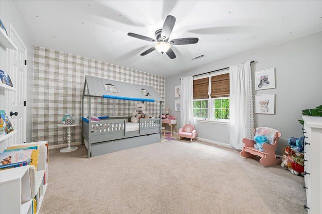 2137 WOODSIDE DR, Germantown, TN 38138