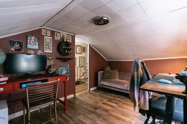 2 Natural History Dr., Worcester, MA 01605