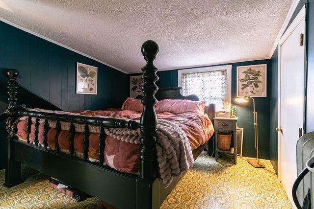 2 Natural History Dr., Worcester, MA 01605