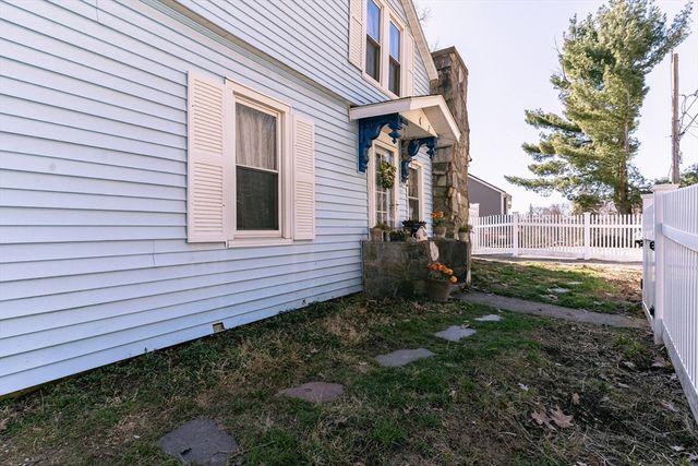 2 Natural History Dr., Worcester, MA 01605