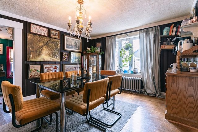 2 Natural History Dr., Worcester, MA 01605