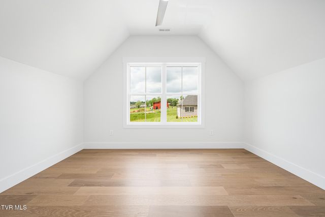 50 Glaze Farm Way, Johnson City, TN 37601
