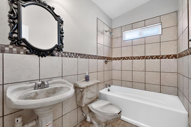 1222 Maryann Street, Moriarty, NM 87035