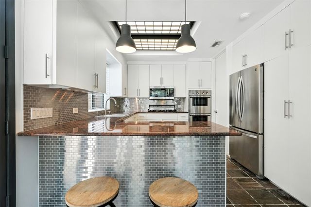 2019 Mcclendon Street, Houston, TX 77030