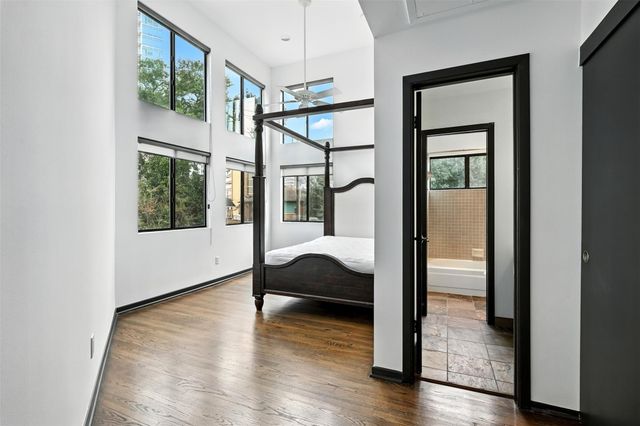 2019 Mcclendon Street, Houston, TX 77030