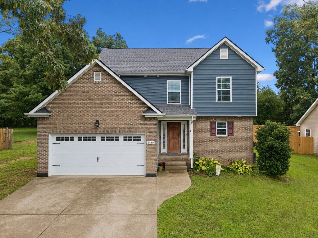 1480 Trainer Rd, Clarksville, TN 37042