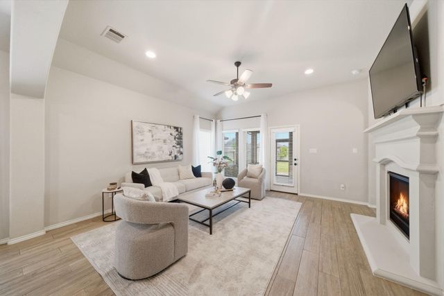 19406 Golden Lariat Drive, Tomball, TX 77377