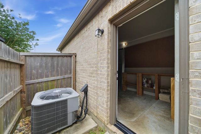 19406 Golden Lariat Drive, Tomball, TX 77377