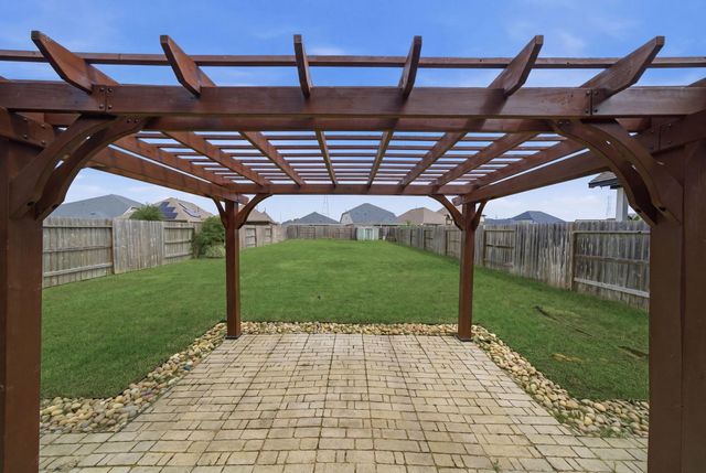 19406 Golden Lariat Drive, Tomball, TX 77377