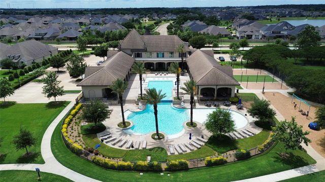 19406 Golden Lariat Drive, Tomball, TX 77377