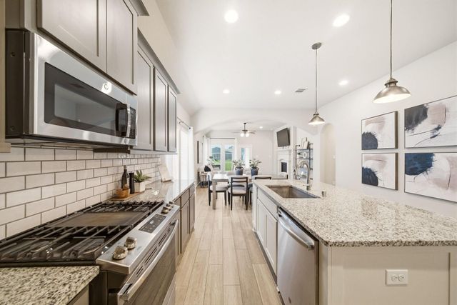 19406 Golden Lariat Drive, Tomball, TX 77377