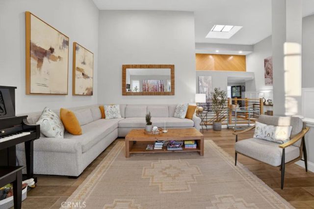 5 Northampton Court 103, Newport Beach, CA 92660