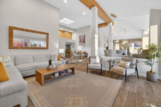 5 Northampton Court 103, Newport Beach, CA 92660