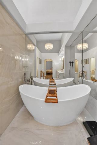 5 Northampton Court 103, Newport Beach, CA 92660