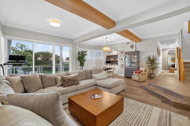 5 Northampton Court 103, Newport Beach, CA 92660