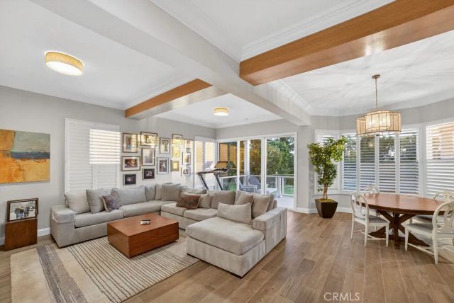 5 Northampton Court 103, Newport Beach, CA 92660