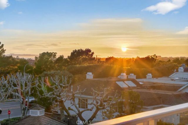 5 Northampton Court 103, Newport Beach, CA 92660