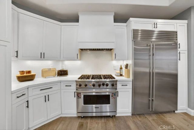 5 Northampton Court 103, Newport Beach, CA 92660