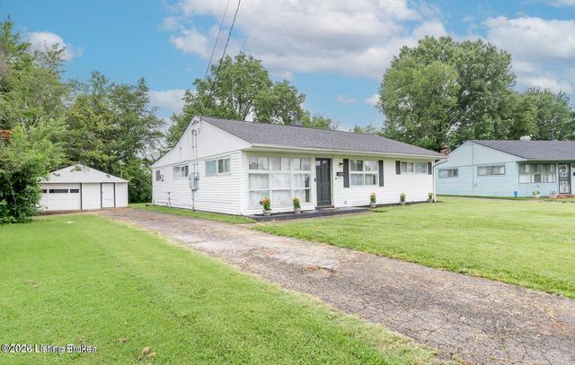 4805 Raven Rd, Louisville, KY 40213