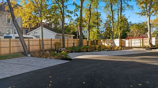 11 Boynton St. 201, Swampscott, MA 01907