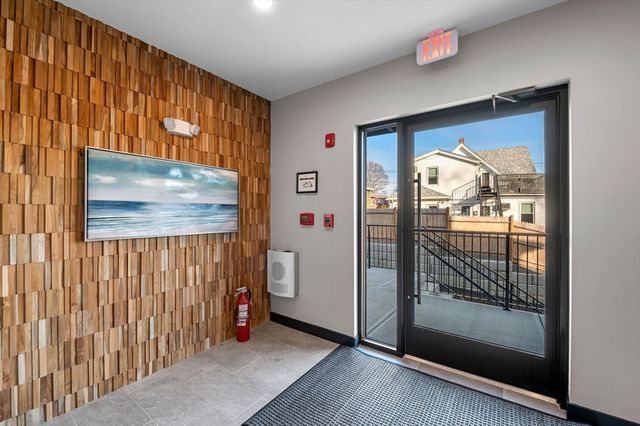 11 Boynton St. 201, Swampscott, MA 01907