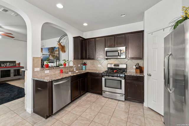 2610 LONESOME CREEK TRL, New Braunfels, TX 78130