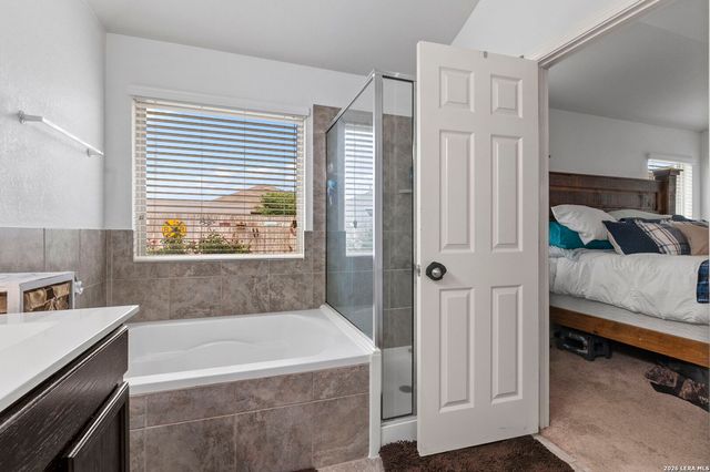 2610 LONESOME CREEK TRL, New Braunfels, TX 78130