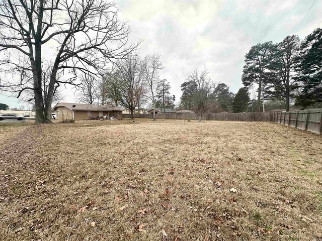 5709 Sulphur Springs Rd., Pine Bluff, AR 71603