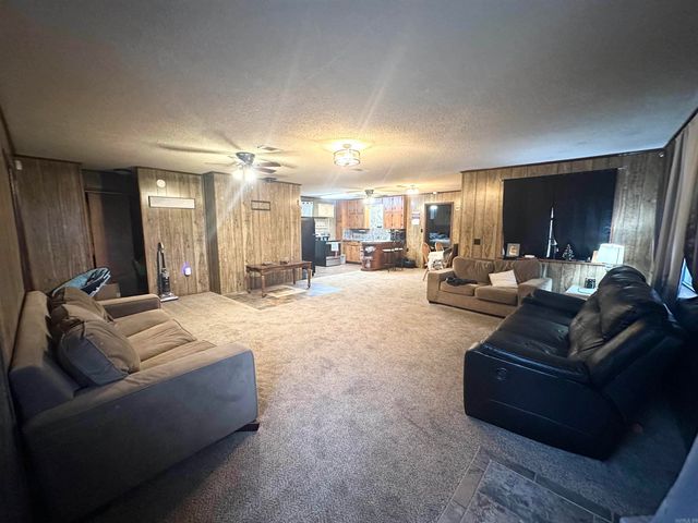 5709 Sulphur Springs Rd., Pine Bluff, AR 71603