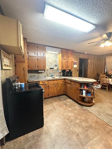 5709 Sulphur Springs Rd., Pine Bluff, AR 71603