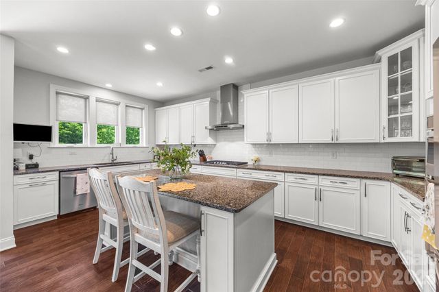 323 Forsythia Lane, Tega Cay, SC 29708