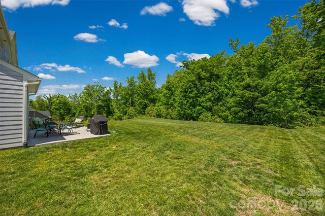 323 Forsythia Lane, Tega Cay, SC 29708