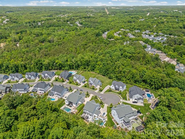 323 Forsythia Lane, Tega Cay, SC 29708