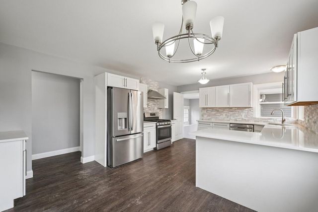 849 Dixie Highway, Beecher, IL 60401