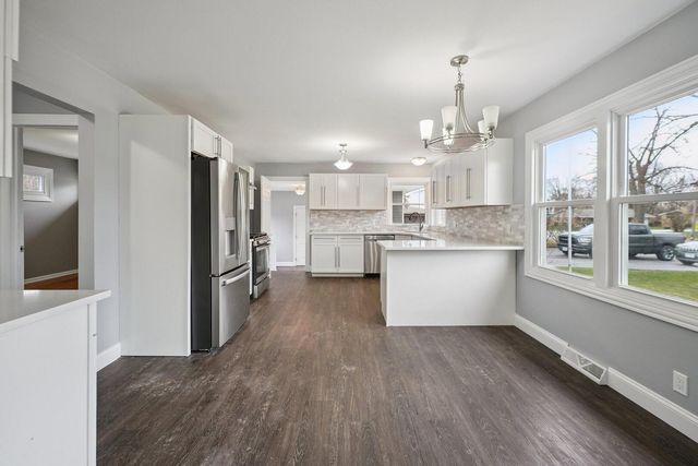 849 Dixie Highway, Beecher, IL 60401