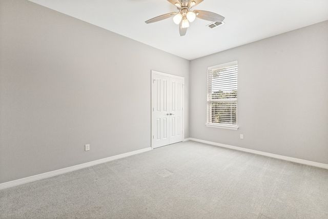 225 PEAR TREE Lane, Collinsville, TX 76233