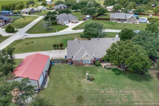 225 PEAR TREE Lane, Collinsville, TX 76233