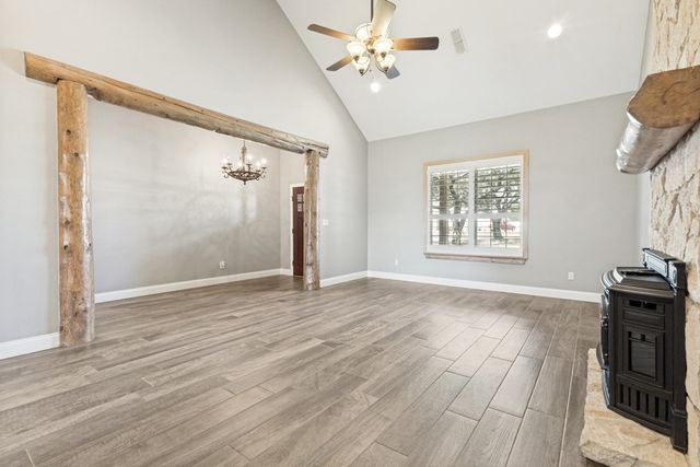 225 PEAR TREE Lane, Collinsville, TX 76233