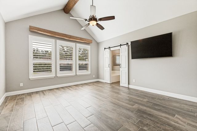 225 PEAR TREE Lane, Collinsville, TX 76233