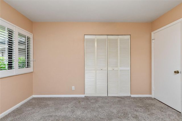 9360 S Chelsea Dr S, Plantation, FL 33324