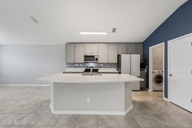 4819 MORNING RISE Circle, Jacksonville, FL 32218